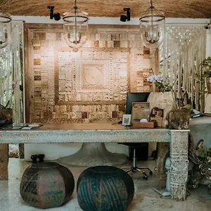 Hotel Orchid House