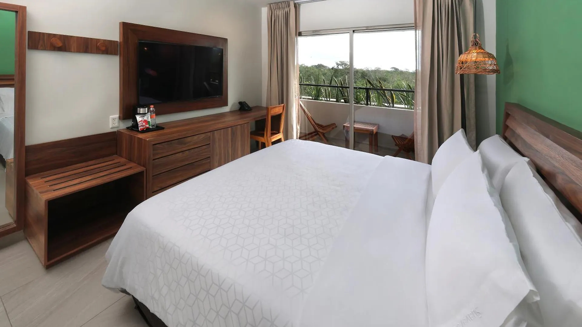 Holiday Inn Tulum By Ihg Hotel